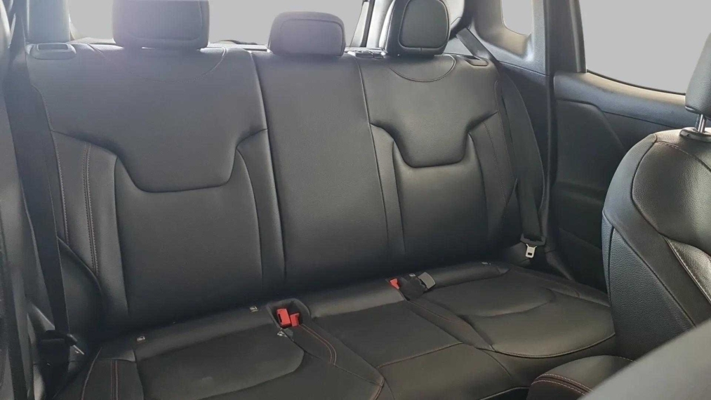 jeep renegade 1.3 t270 turbo flex trailhawk 4x4 at9.