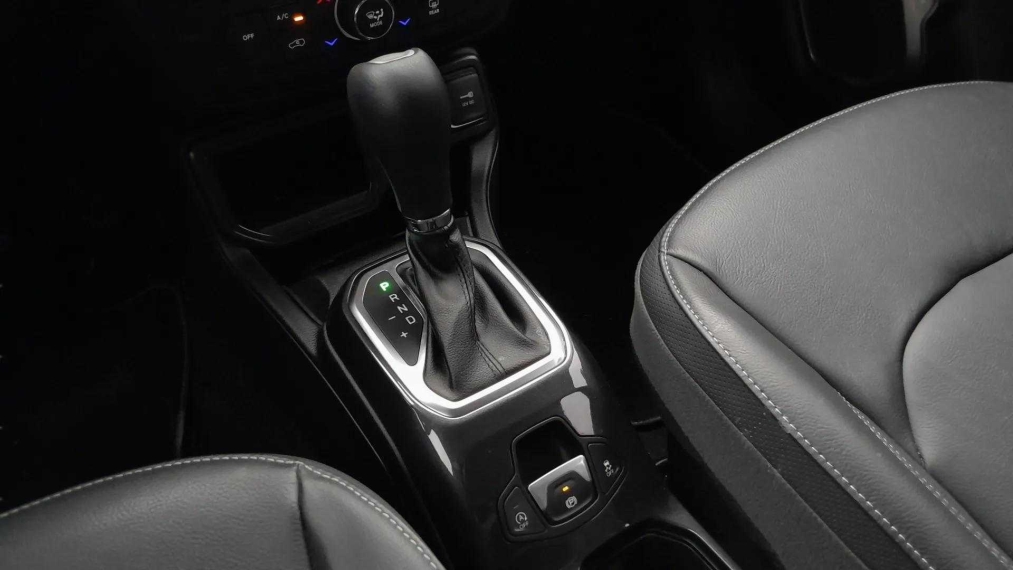 jeep renegade 1.3 t270 turbo flex longitude at6.