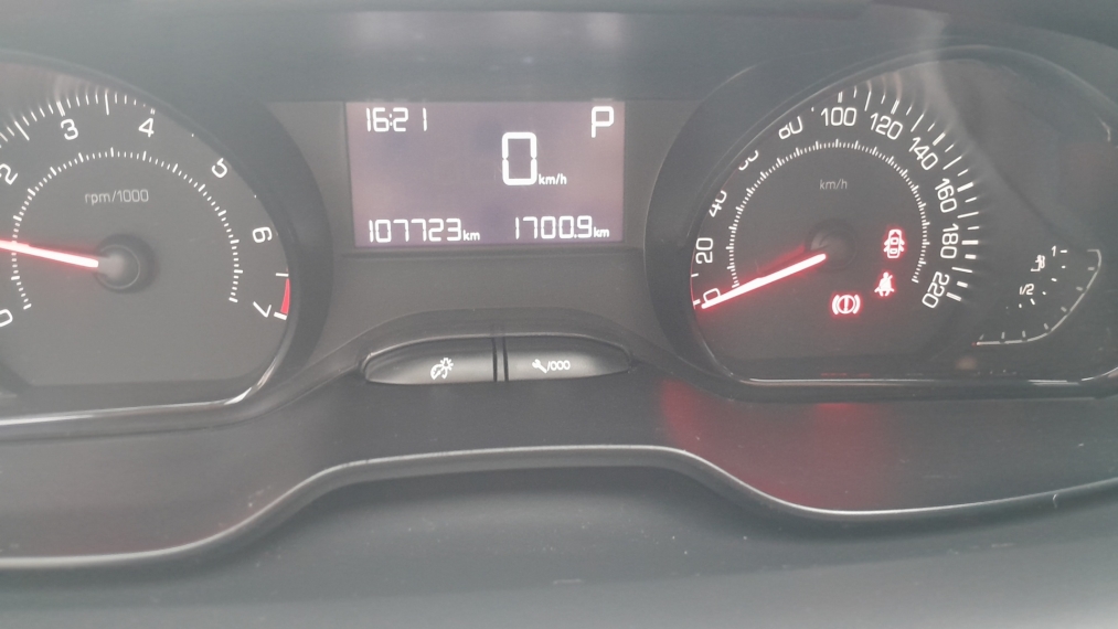 peugeot 2008 1.6 16v flex allure 4p automatico.