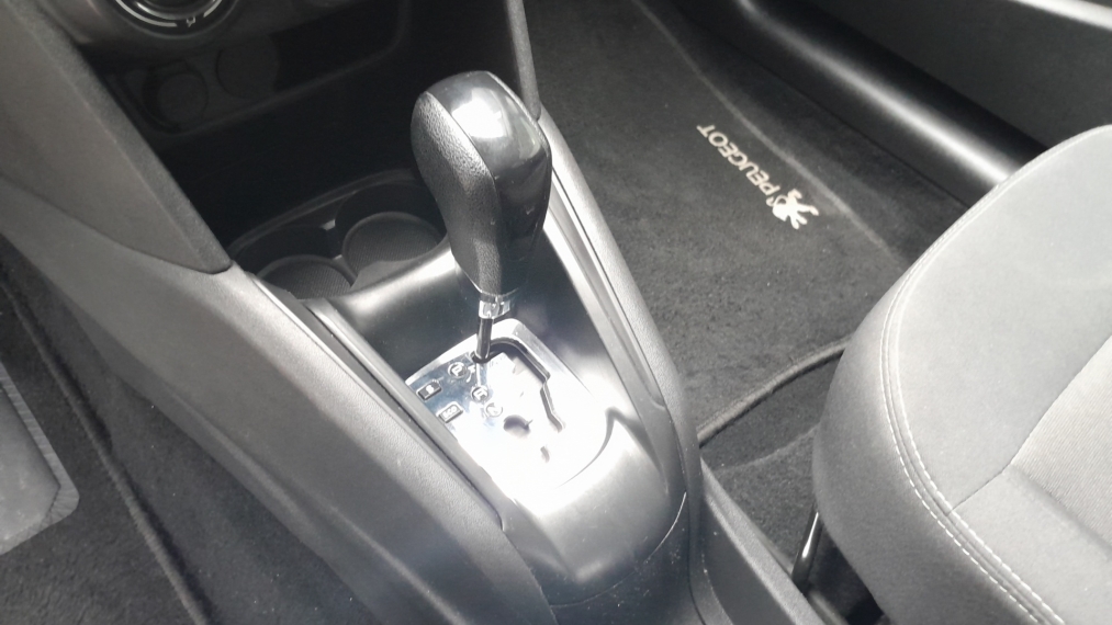 peugeot 2008 1.6 16v flex allure 4p automatico.