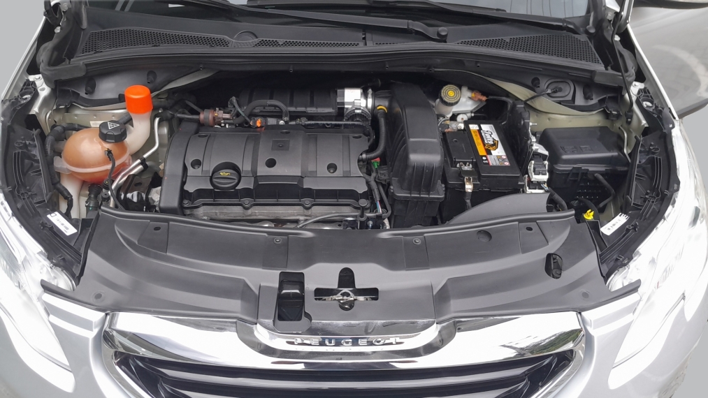 peugeot 2008 1.6 16v flex allure 4p automatico.