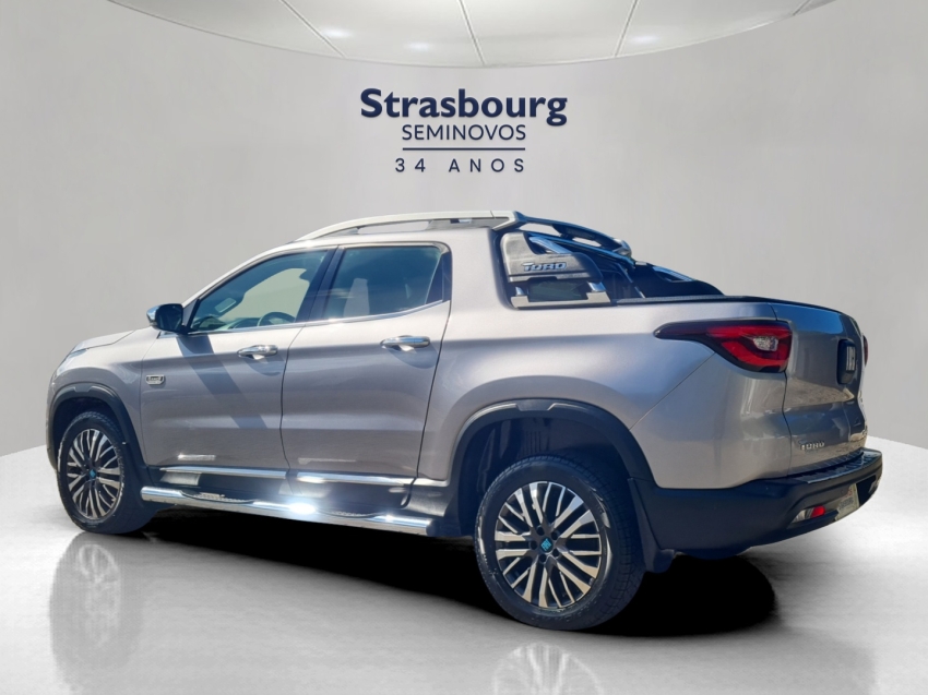 fiat toro 2.0 16v turbo diesel ranch 4wd at9 1.9 4p automatico 2025