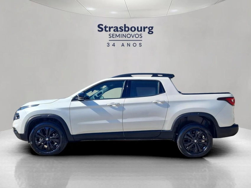 fiat toro 1.3 turbo 270 flex volcano at6 4p automatico 2025