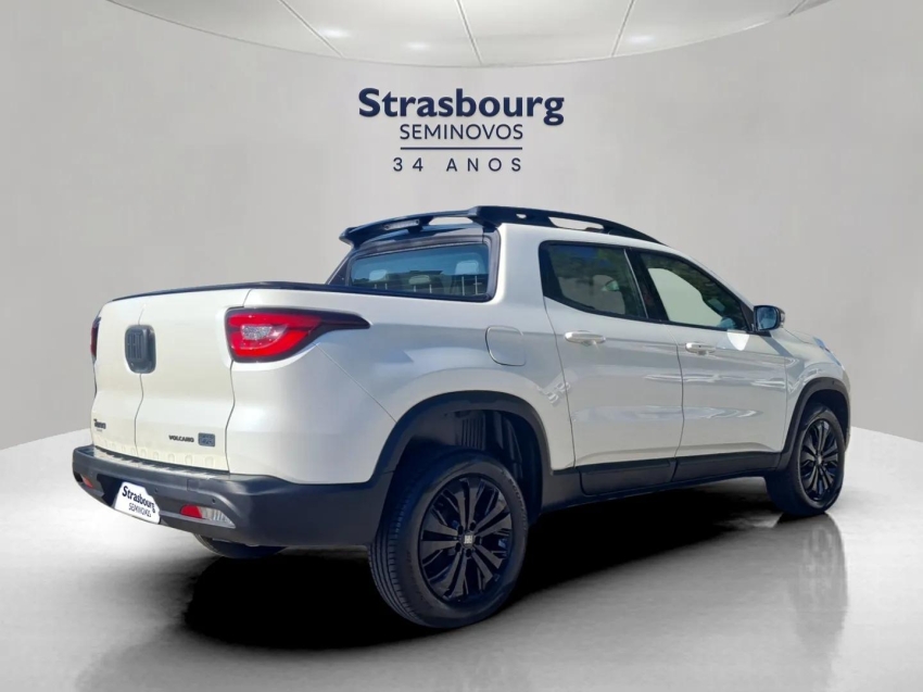 fiat toro 1.3 turbo 270 flex volcano at6 4p automatico 2025