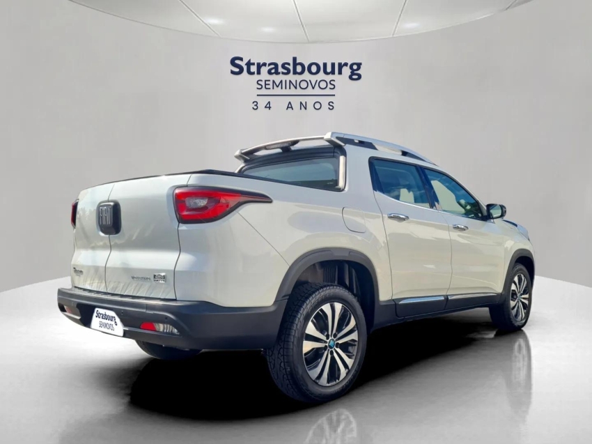 fiat toro 2.0 16v turbo diesel volcano 4wd at9 1.9 4p automatico 2025