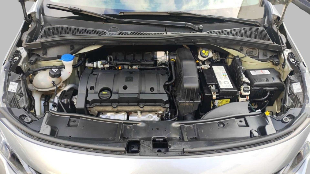 peugeot 2008 1.6 16v flex style 4p automatico 2023