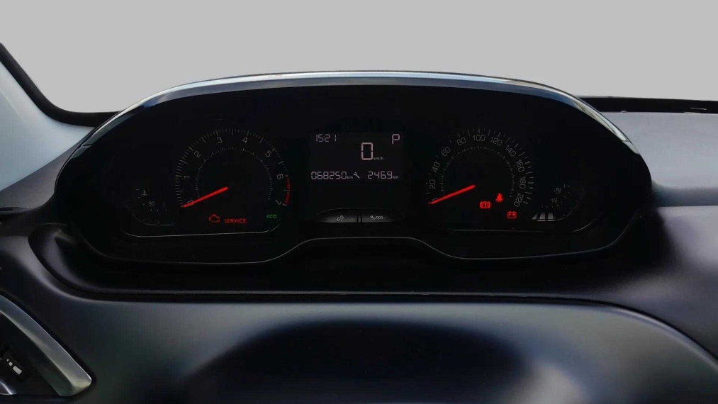 peugeot 2008 1.6 16v flex roadtrip 4p automatico 2024