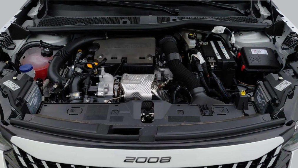 peugeot 2008 1.0 turbo 200 flex gt cvt 4p automatico 2025