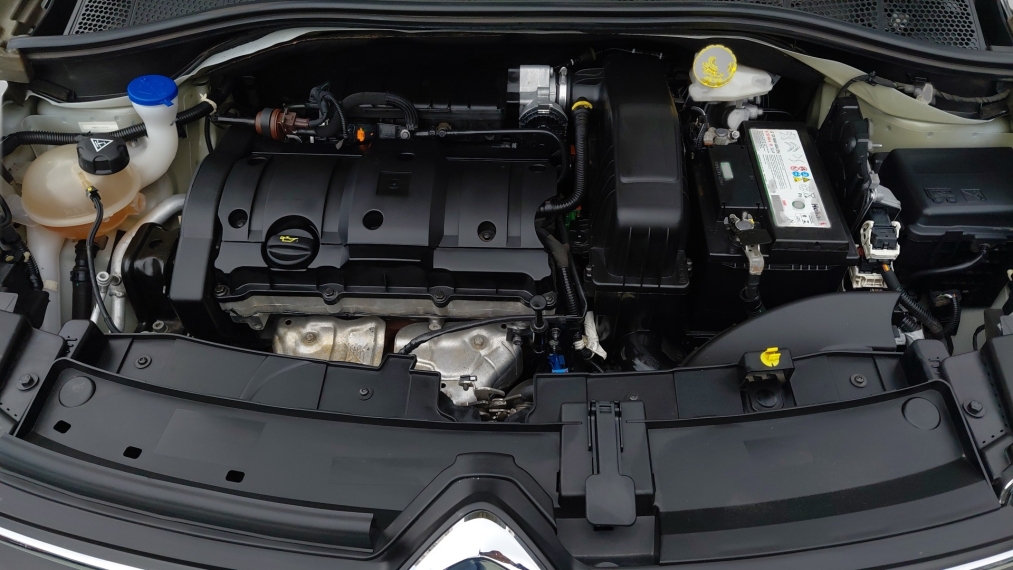 citroen c4 cactus 1.6 vti 120 flex live eat6 1.5 4p automatico 2021