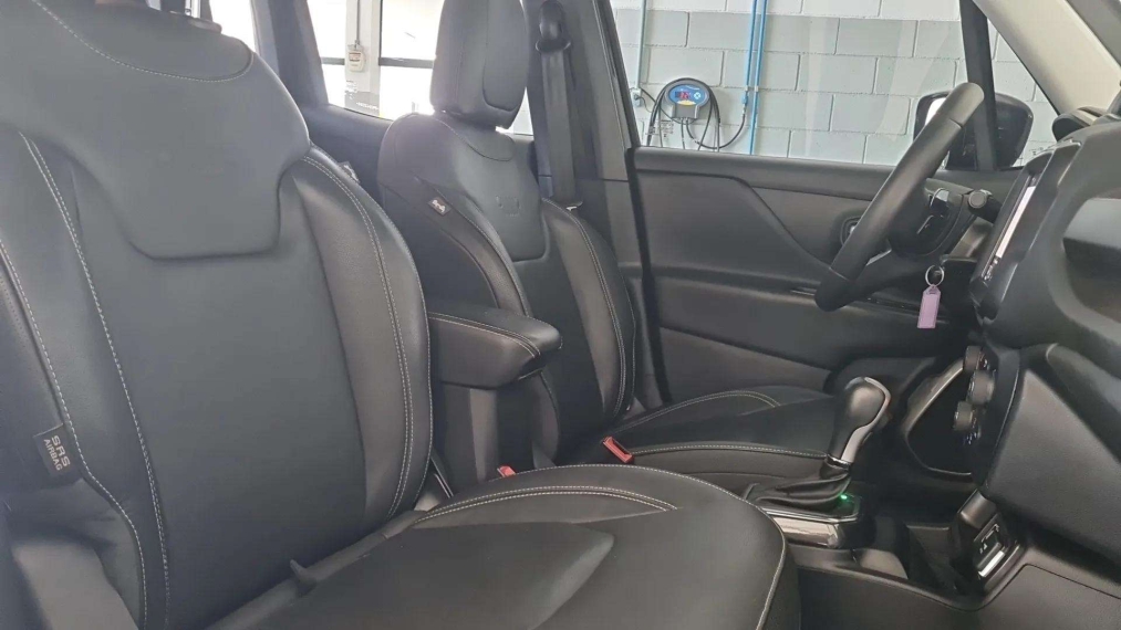 jeep renegade 1.3 t270 turbo flex longitude at6 4p automatico 2023