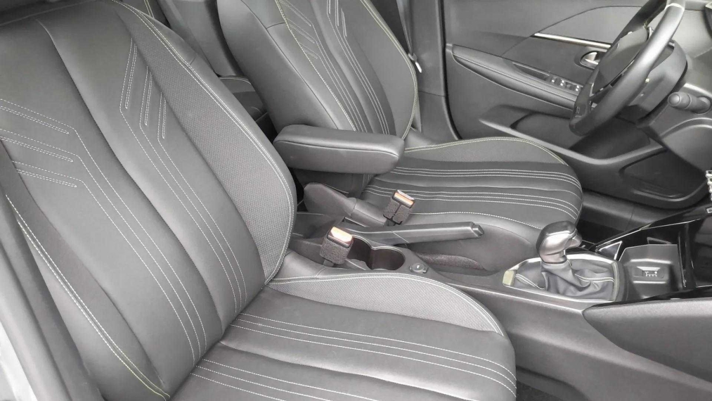 peugeot 208 1.0 turbo 200 flex gt cvt 4p automatico 2025
