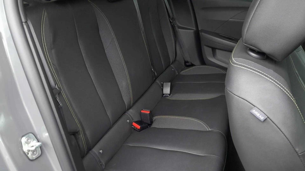 peugeot 208 1.0 turbo 200 flex gt cvt 4p automatico 2025