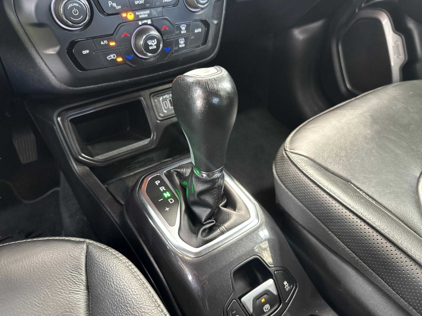 jeep renegade 1.3 t270 turbo flex longitude at6 4p automatico 202311
