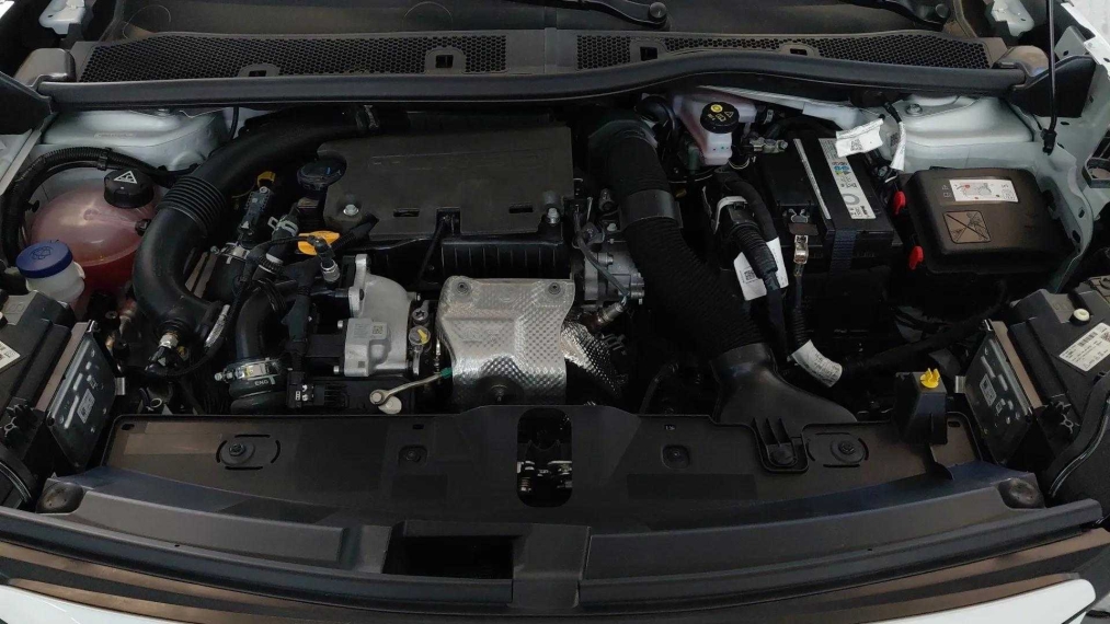 peugeot 2008 1.0 turbo 200 flex gt cvt 5p automatico 2025