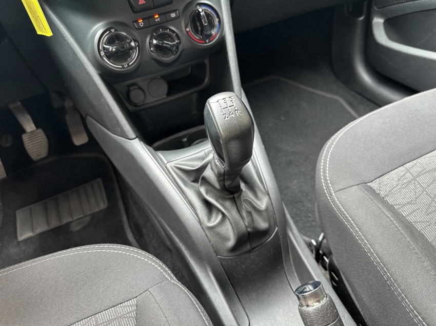 peugeot 208 1.2 active pack 12v flex 4p manual 201912