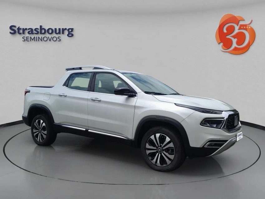 fiat toro 1.3 turbo 270 flex volcano at6 4p automatico 2025