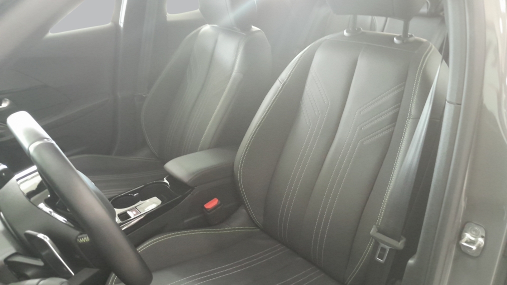 peugeot 2008 1.0 turbo 200 flex gt cvt 9.9 4p automatico 2025