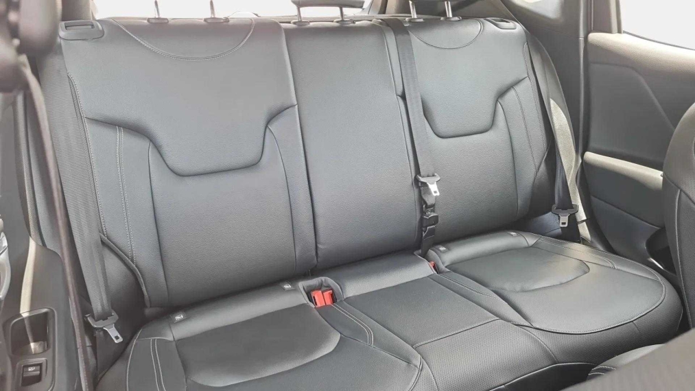 jeep renegade 1.3 t270 turbo flex longitude at6 4p automatico 202311