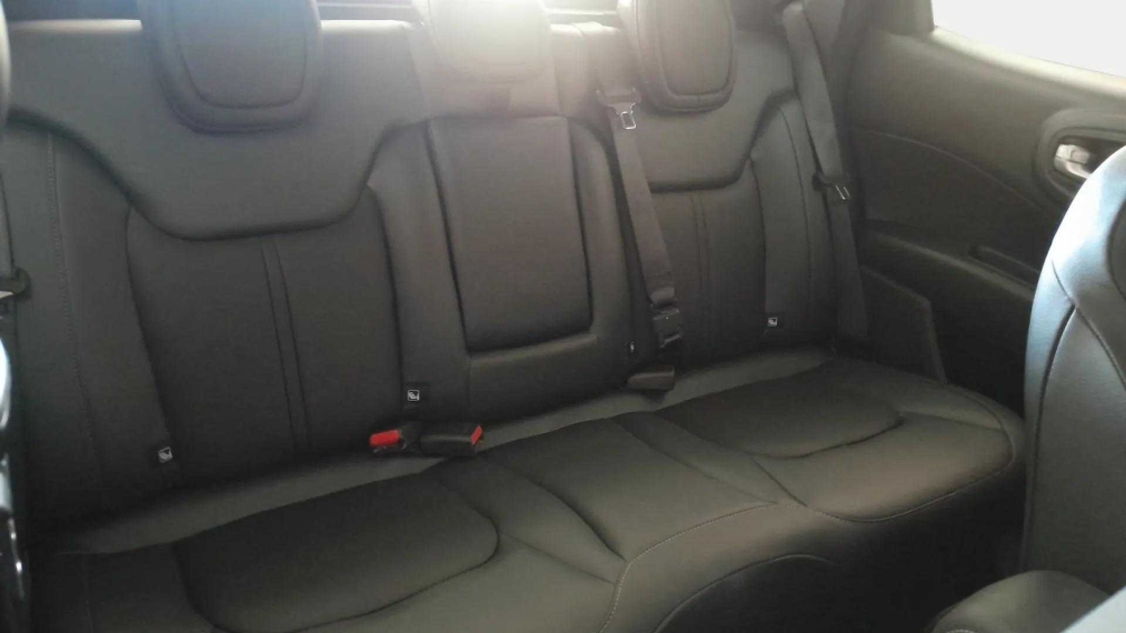 fiat toro 2.0 16v turbo diesel volcano 4wd at9 1.9 4p automatico 202511