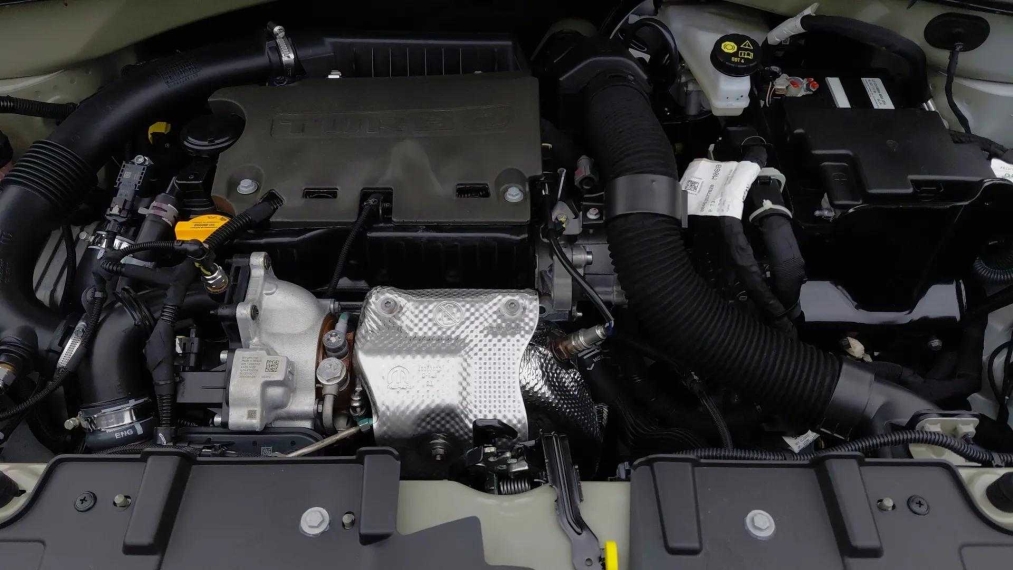 citroen basalt 1.0 turbo 200 flex feel cvt 5p automatico 202515