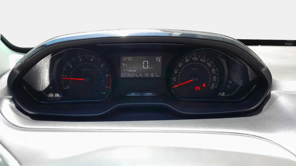 peugeot 2008 1.6 16v flex style 4p automatico 202311