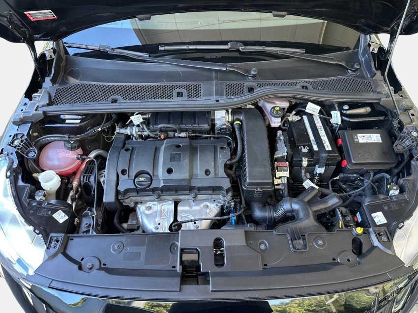 peugeot 208 1.6 16v flex active at6 4p automatico 202415