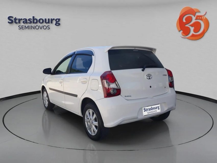 toyota etios 1.5 x plus 16v flex 4p automatico 1.4 5p 20215