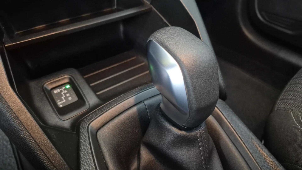 peugeot 208 1.6 16v flex active at6 4p automatico 202412