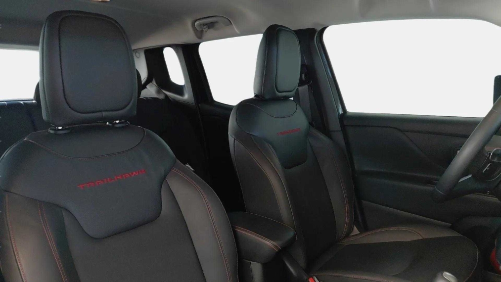 jeep renegade 1.3 t270 turbo flex trailhawk 4x4 at9 5p automatico 202511