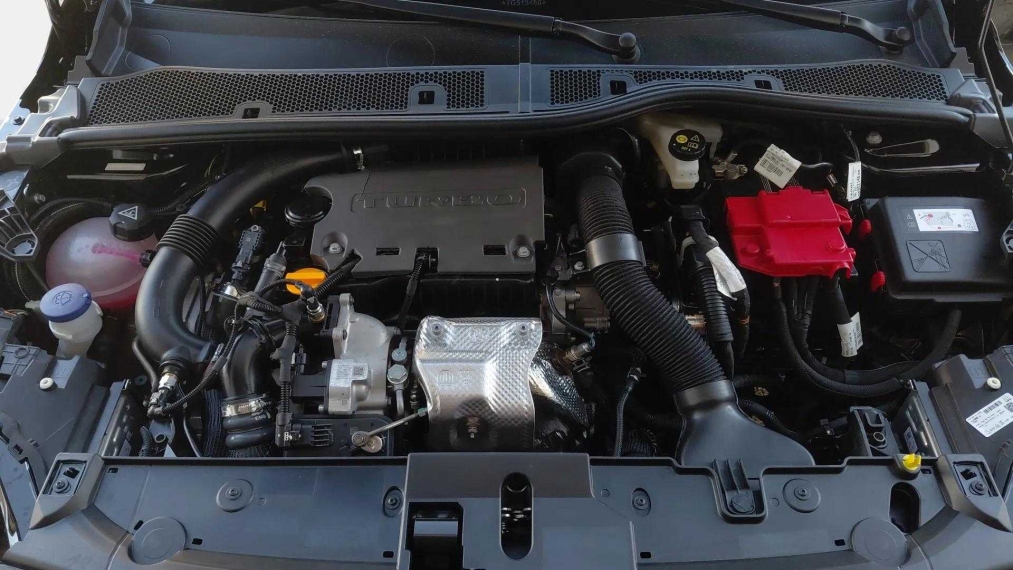 peugeot 208 gt hybrid t200 at 1.0 hibrido 5p automatico 202615