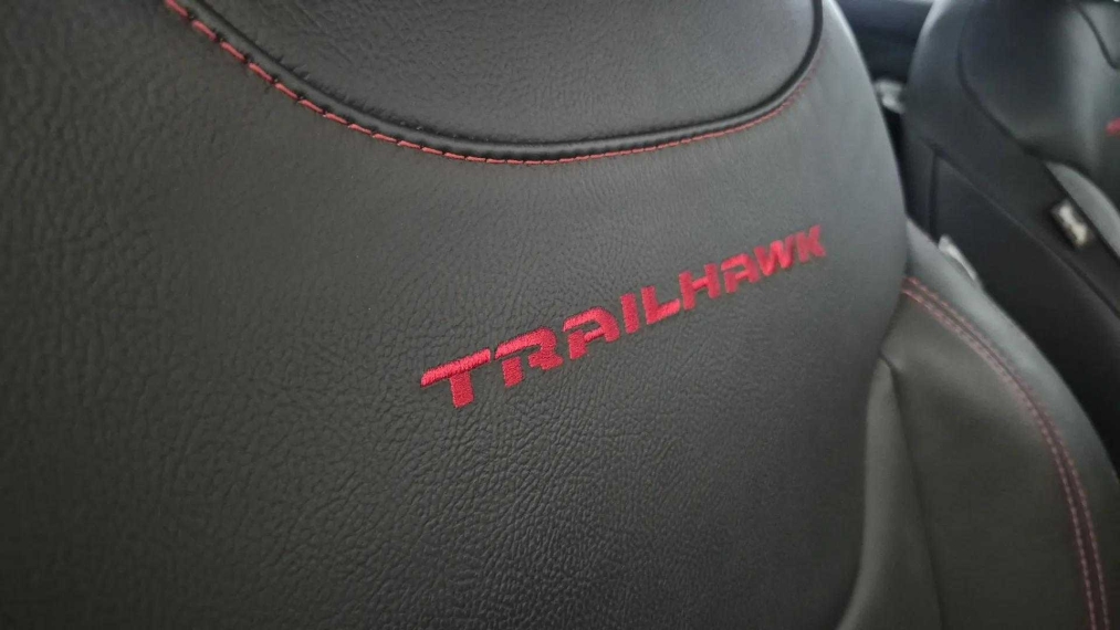 jeep renegade 1.3 t270 turbo flex trailhawk 4x4 at9 4p automatico 202212