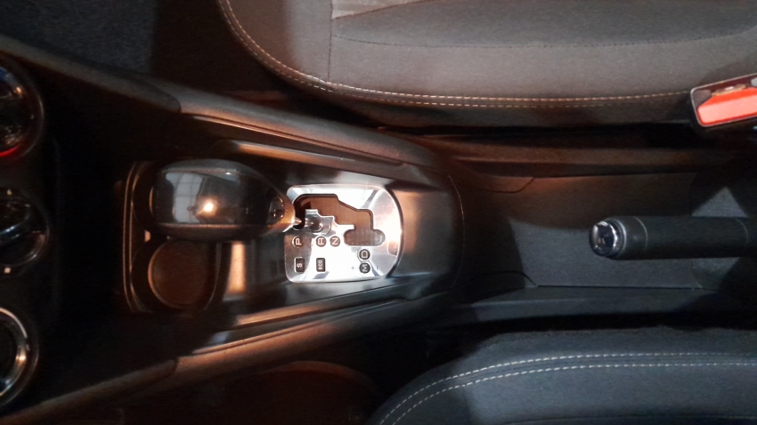 peugeot 2008 1.6 16v flex allure pack 4p automatico 1.5 202015