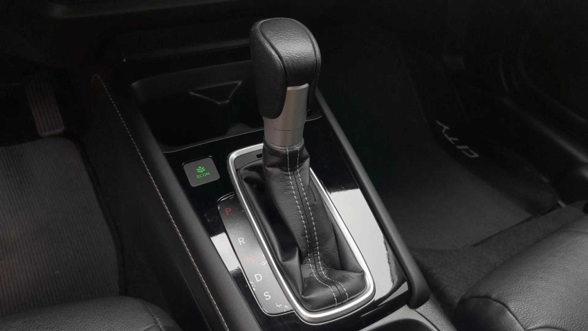 honda city 1.5 i-vtec flex hatch touring cvt 5p automatico 202311