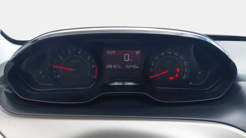 peugeot 2008 1.6 16v flex allure 4p automatico 5p 201710
