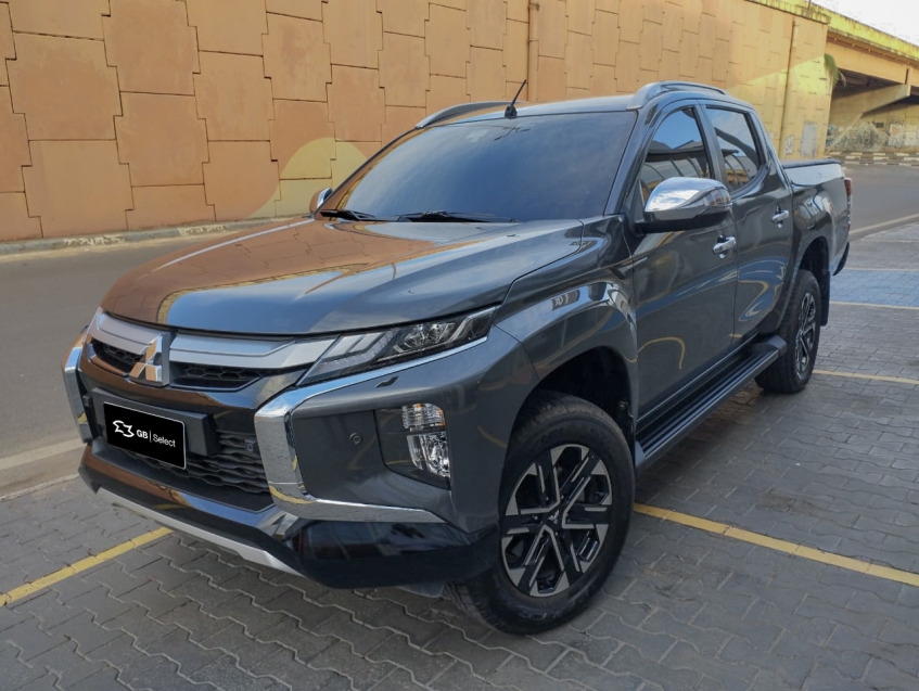 mitsubishi l200 triton 2.4 turbo diesel 4x4 at sport hpe-s 2.0 4p automatico 2025
