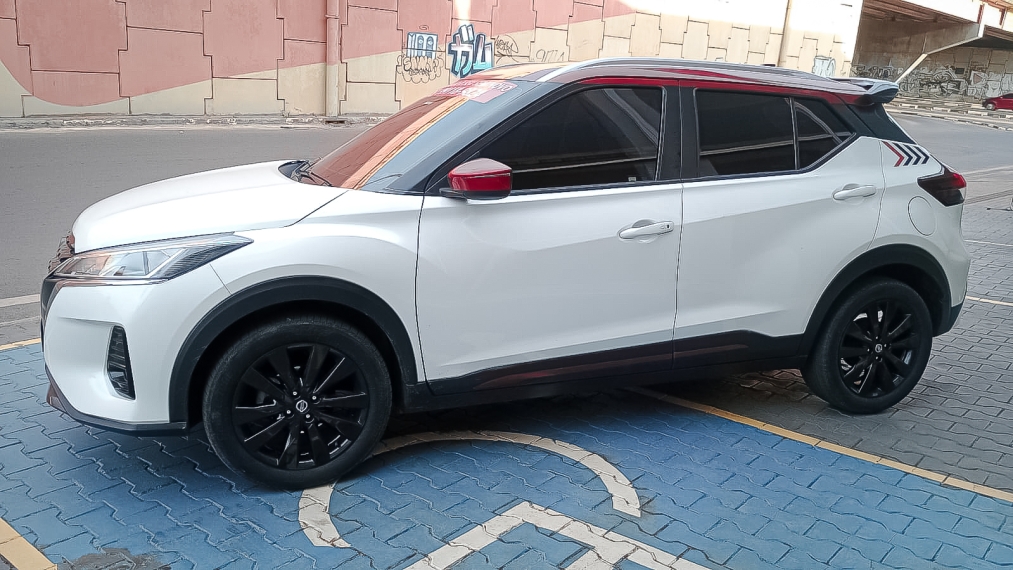 nissan kicks 1.6 16v flexstart xplay xtronic flex 4p automatico 20221