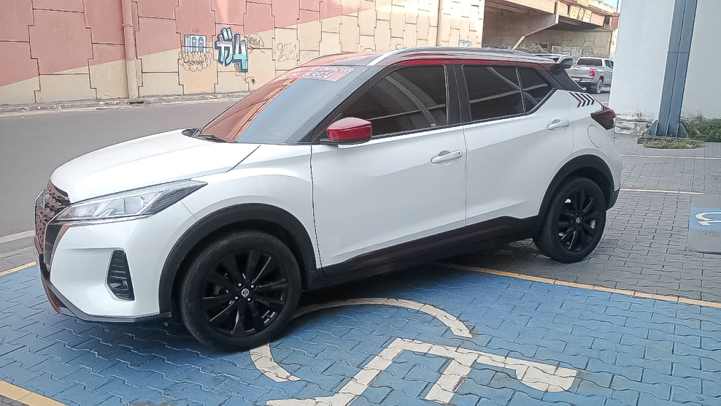 nissan kicks 1.6 16v flexstart xplay xtronic flex 4p automatico 20222