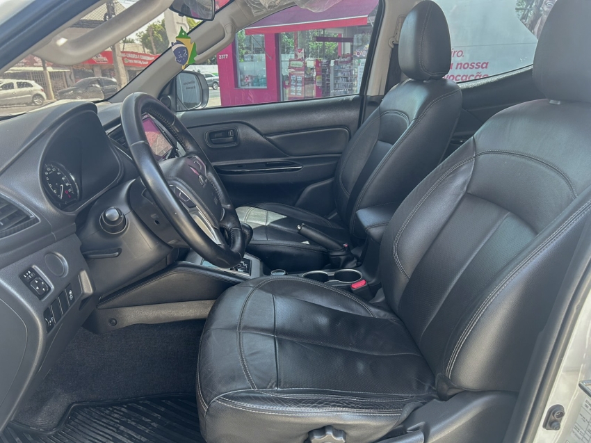 mitsubishi l200 triton 2.4 16v turbo diesel sport outdoor gls cd 4p 4x4 automatico 20255