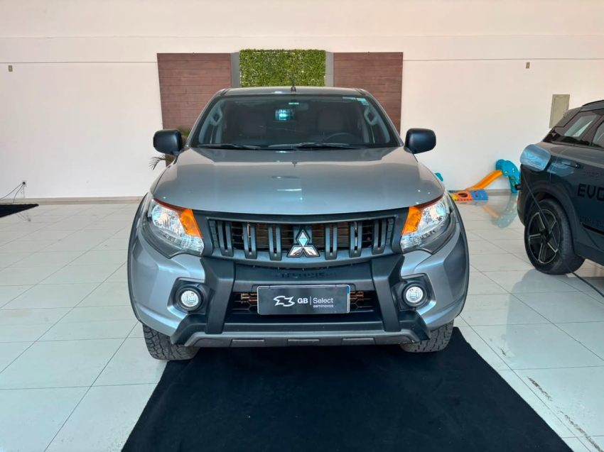 l200 triton sport outdoor glx1