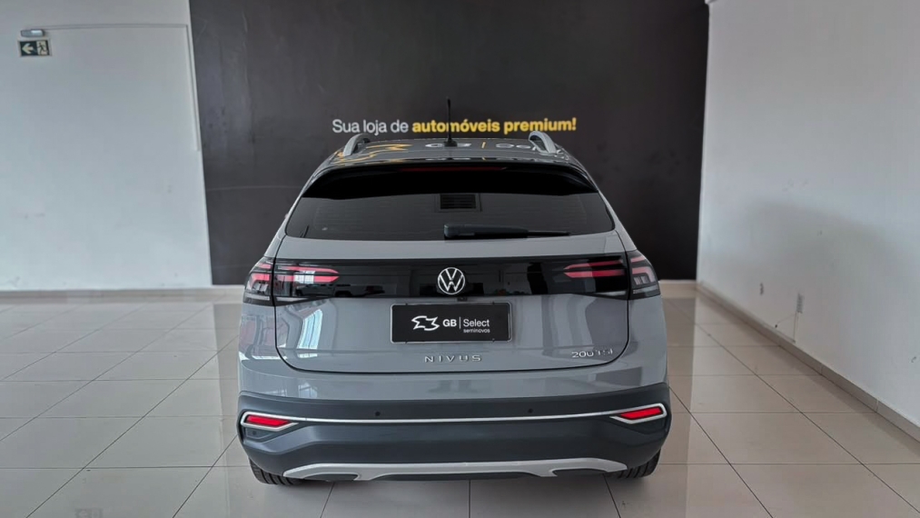 volkswagen nivus 1.0 200 tsi total flex highline automatico 4p 202413