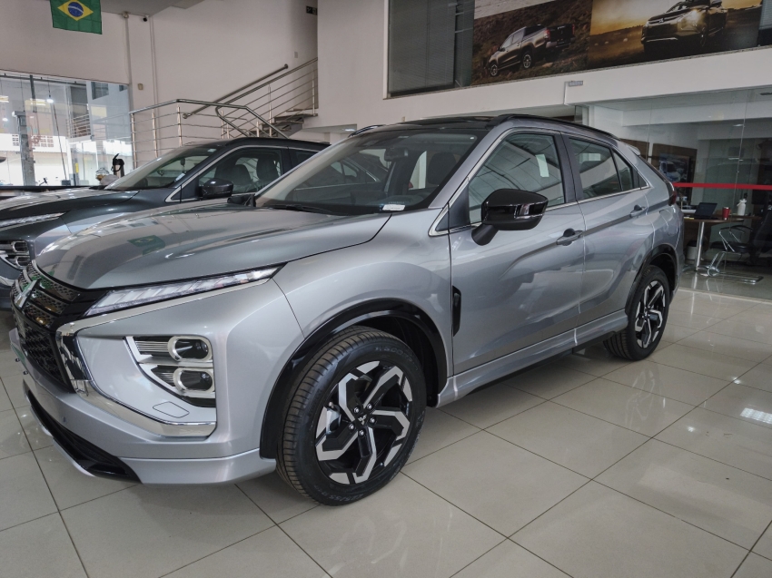 eclipse cross hpe-s 1.5t 4x42