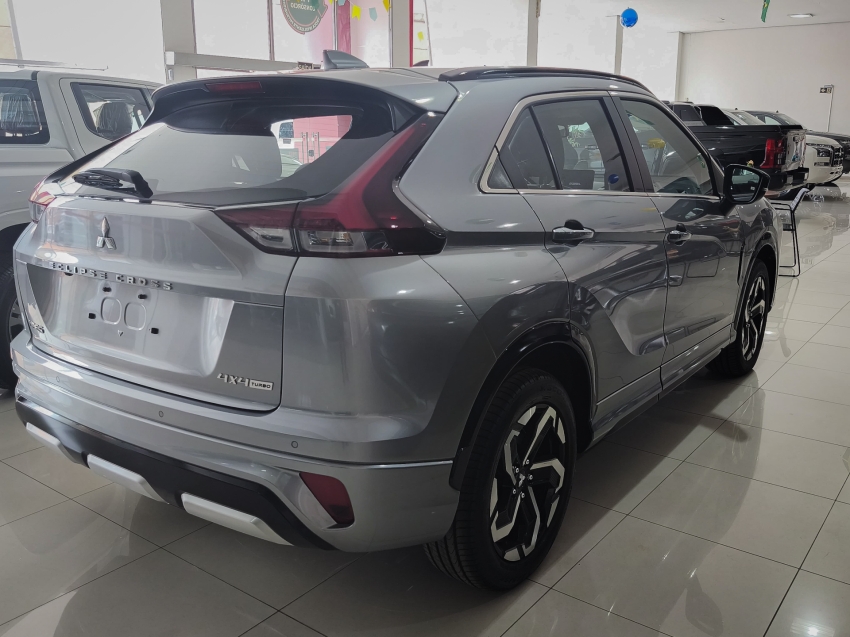 eclipse cross hpe-s 1.5t 4x49