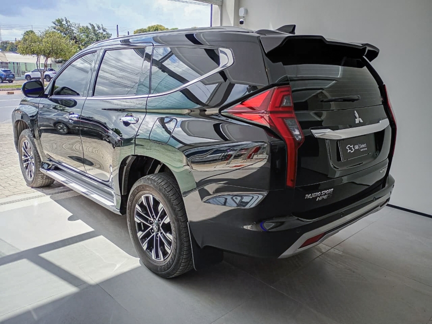 pajero sport hpe-s12
