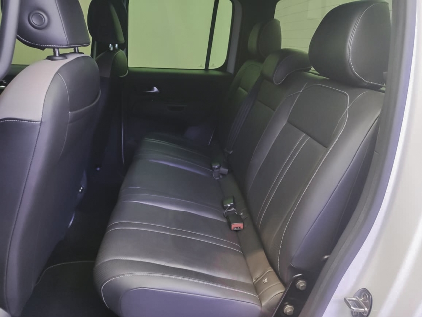 AMAROK V6 HIGHLINE8