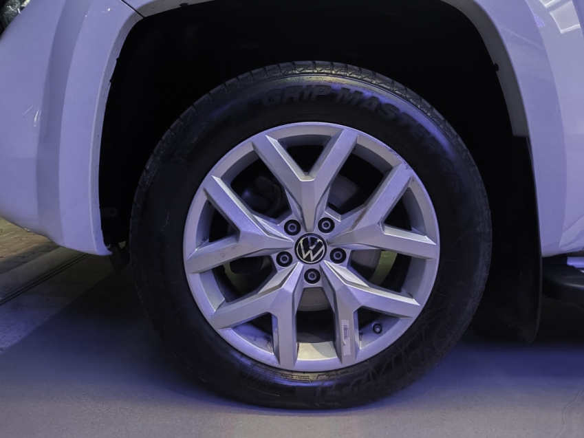 AMAROK V6 HIGHLINE9