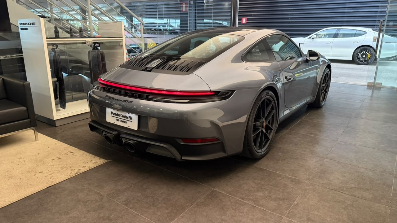 Porsche 911 3.6 24V H6 T-HYBRID CARRERA GTS PDK