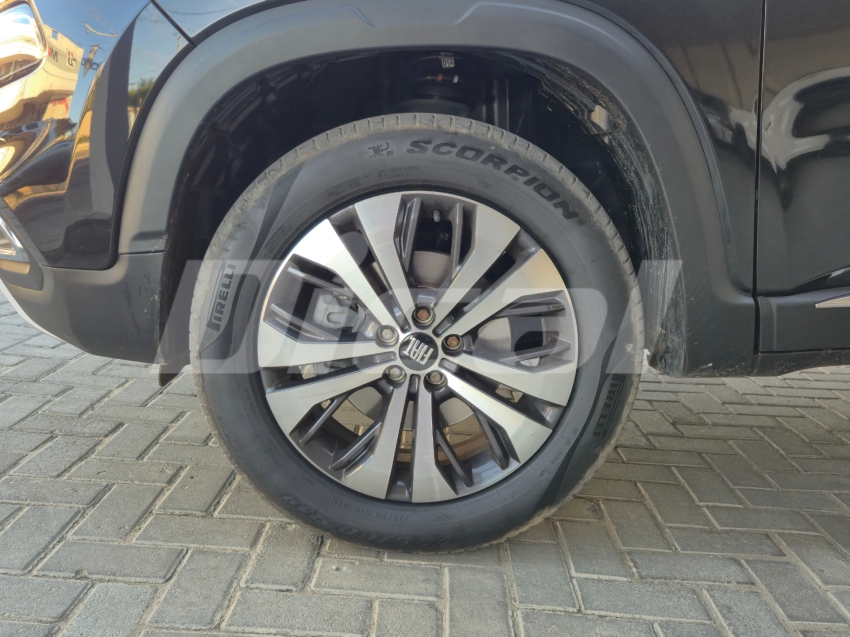 fiat toro 1.3 turbo 270 flex volcano at6 4p automatico 202511