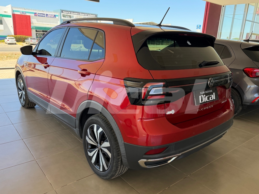 volkswagen t-cross 1.0 200 tsi total flex comfortline automatico 4p 20231