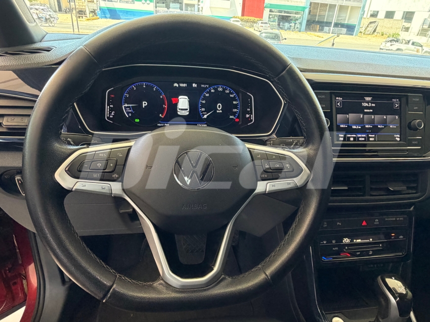 volkswagen t-cross 1.0 200 tsi total flex comfortline automatico 4p 202310