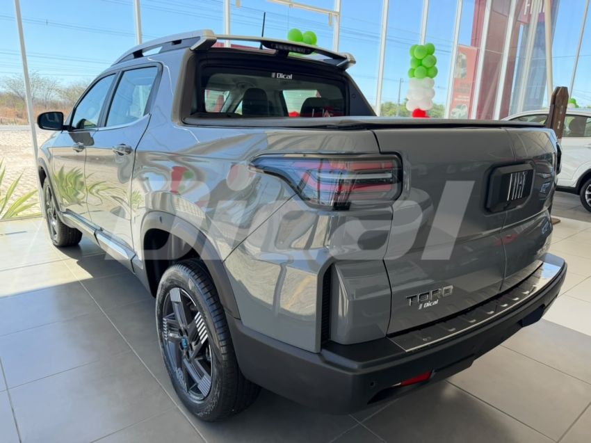 fiat toro 1.3 turbo 270 flex volcano at6 4p automatico 20261